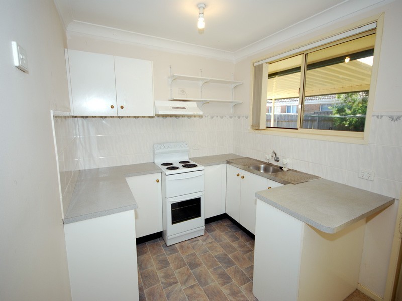 1/1 Truscott Avenue, Kariong NSW 2250