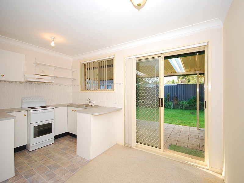 1/1 Truscott Avenue, Kariong NSW 2250