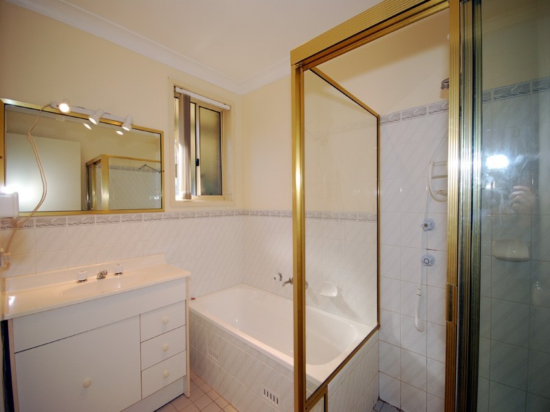 1/1 Truscott Avenue, Kariong NSW 2250