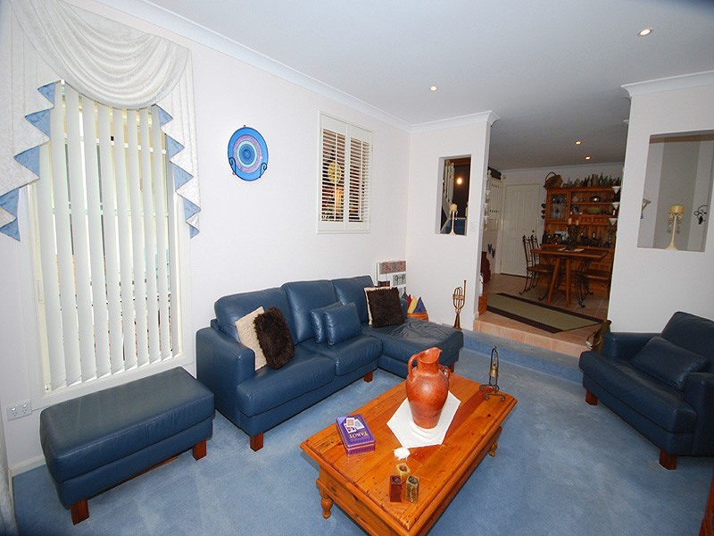 10 Jessina Street, Kariong NSW 2250