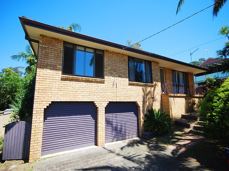 4 Jarrah Dr, Kariong NSW 2250