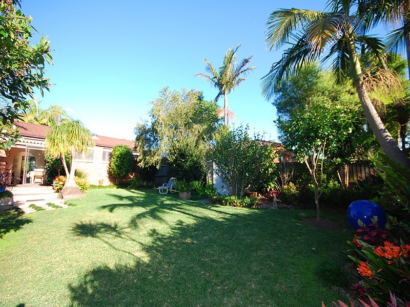 61 Mitchell Dr, Kariong NSW 2250