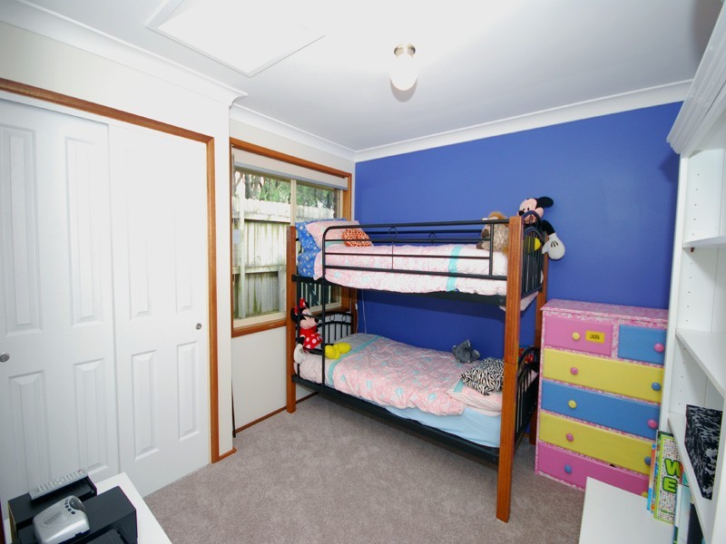 7 Kuch Pl, Kariong NSW 2250