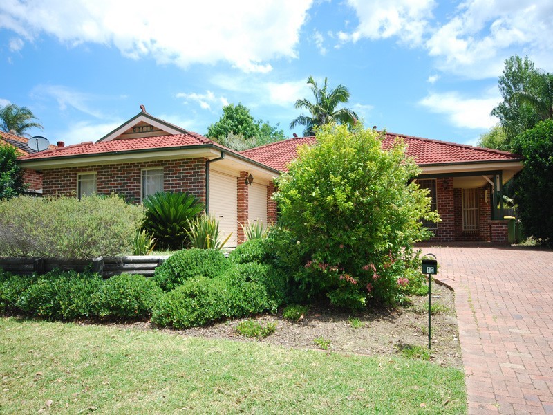 16 Selina Avenue, Kariong NSW 2250