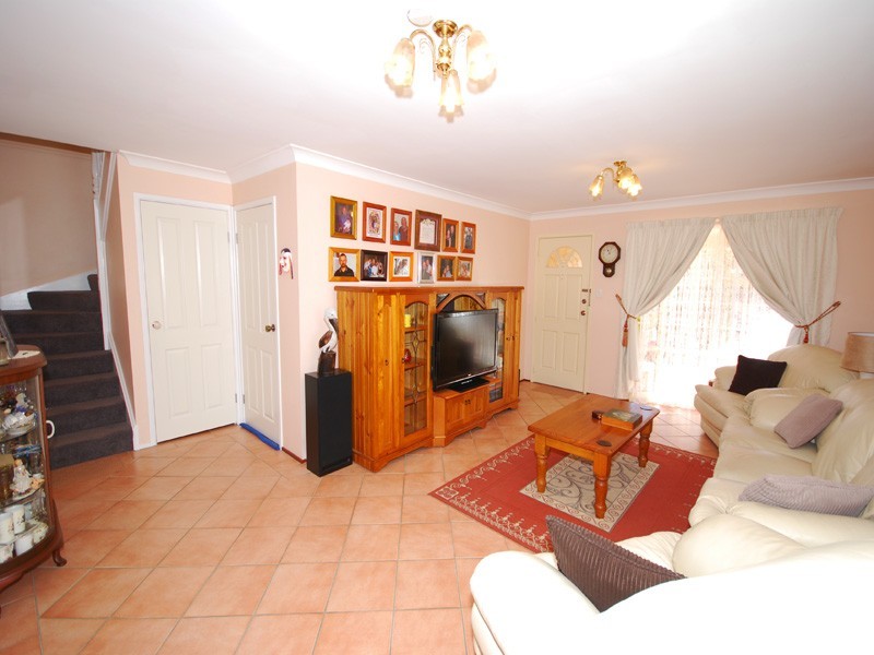 1/144 Langford Drive, Kariong NSW 2250