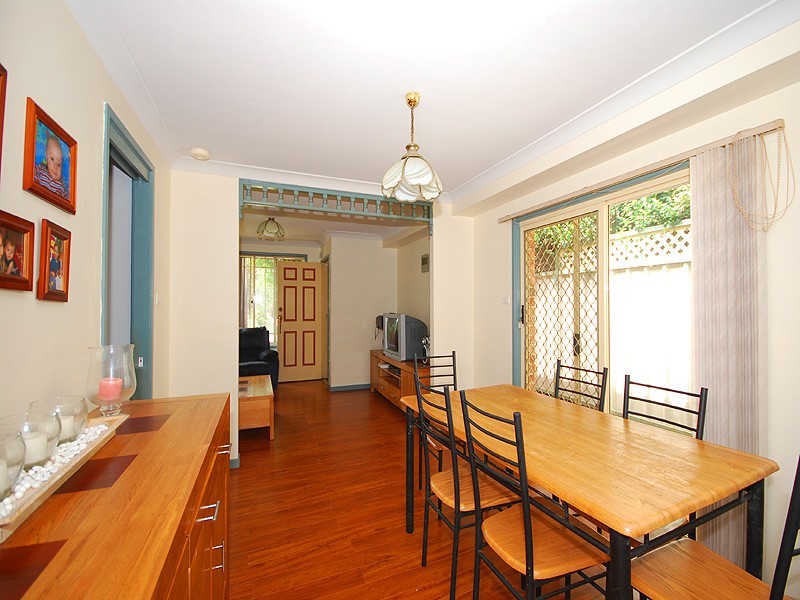 12a James Close, Kariong NSW 2250