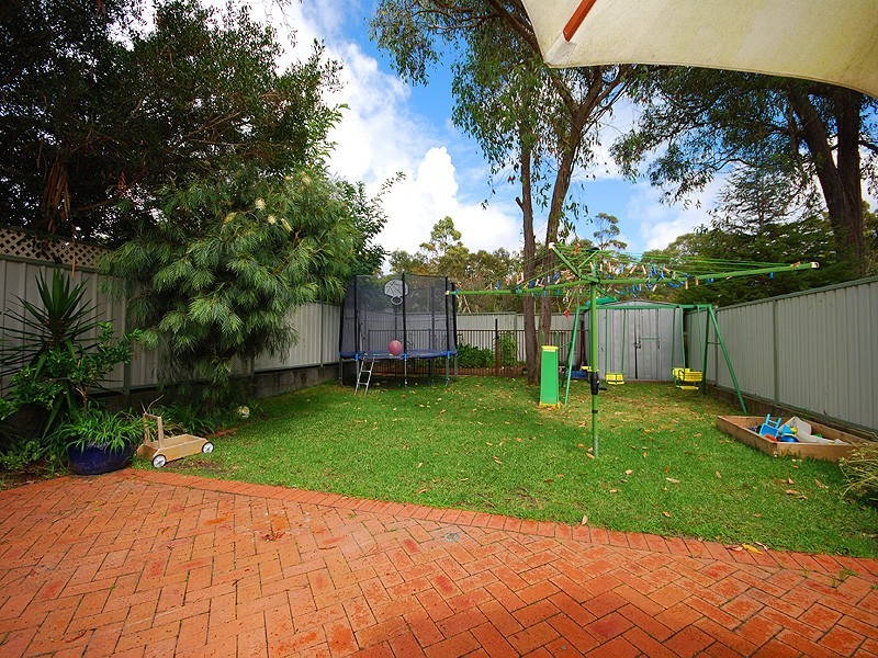 12a James Close, Kariong NSW 2250