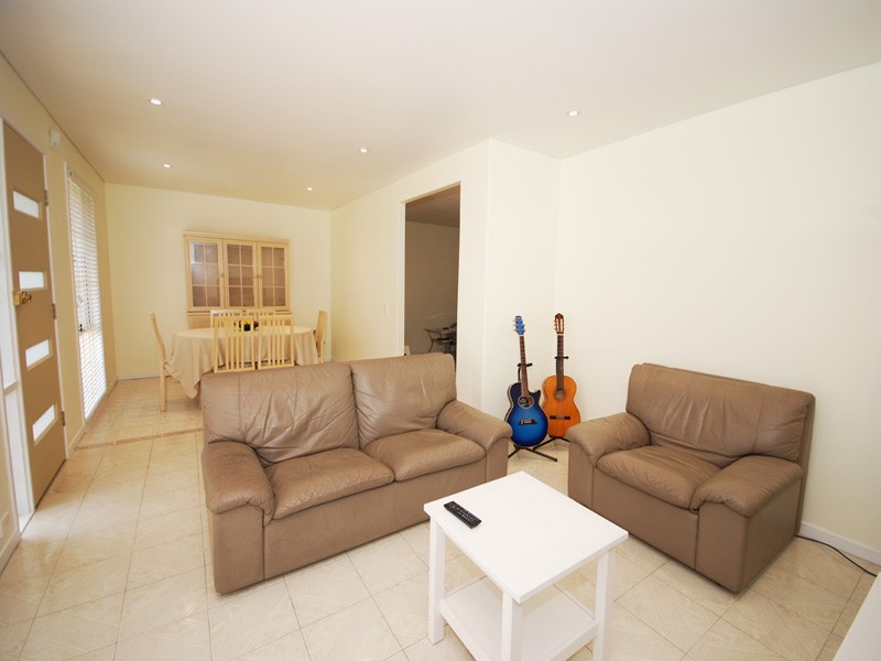 3 Lowe Pl, Kariong NSW 2250