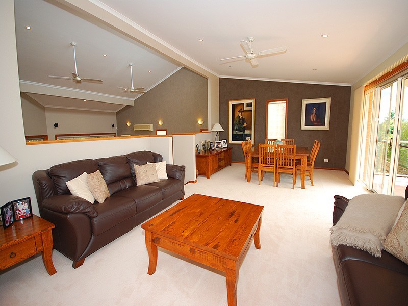 38 Brittany Crescent, Kariong NSW 2250
