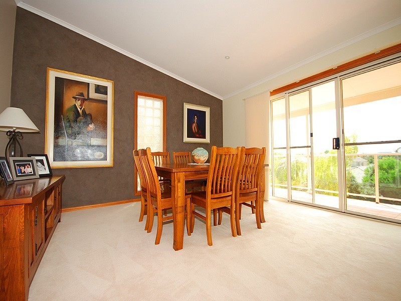 38 Brittany Crescent, Kariong NSW 2250