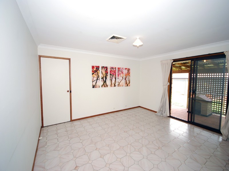 2 Chisholm Close, Kariong NSW 2250