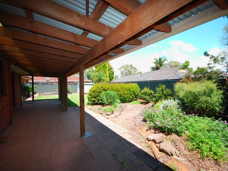 2 Chisholm Close, Kariong NSW 2250