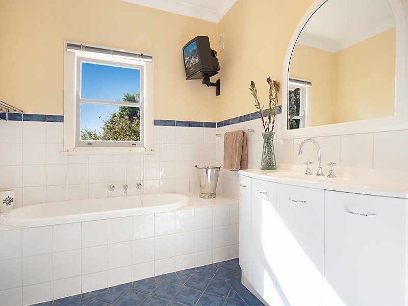 170 Yarramalong Road, Wyong Creek NSW 2259