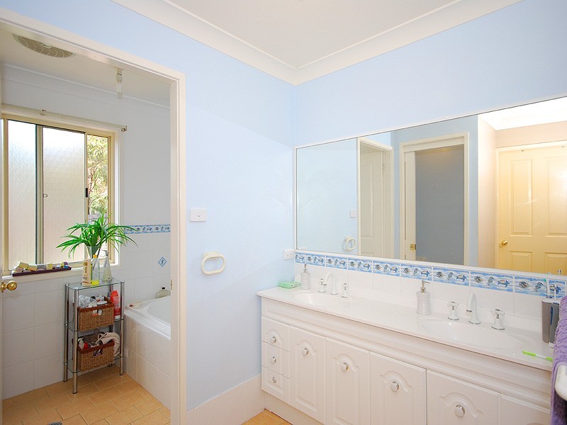 5 Halling Close, Kariong NSW 2250