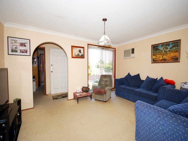 8 Benkari Avenue, Kariong NSW 2250