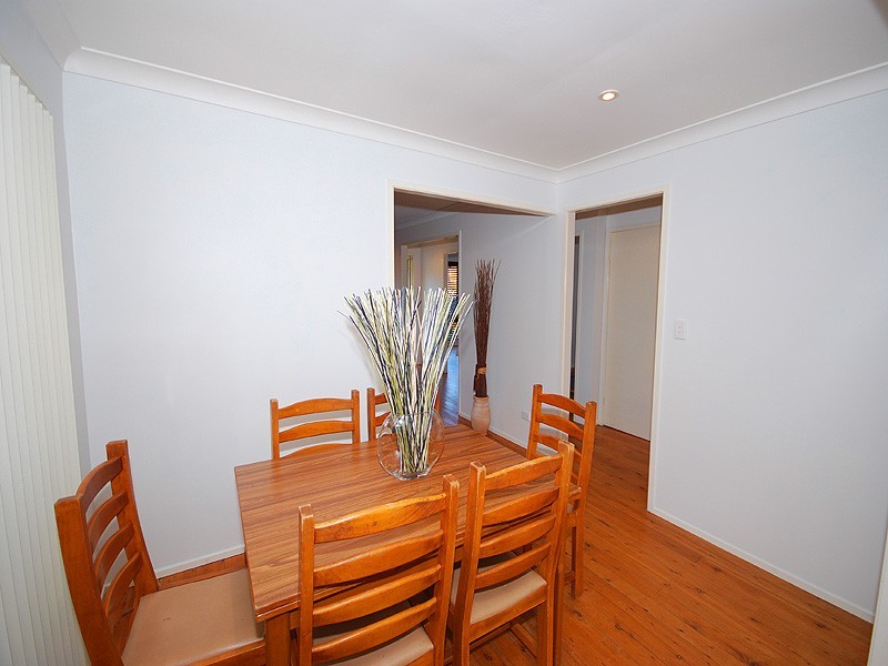 22 Jarrah Dr, Kariong NSW 2250