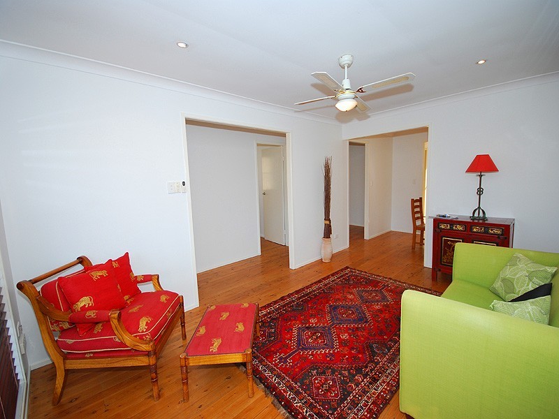 22 Jarrah Dr, Kariong NSW 2250