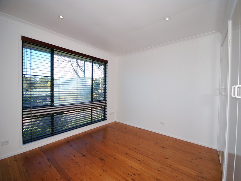 22 Jarrah Dr, Kariong NSW 2250