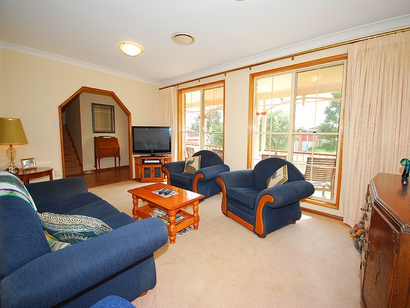 14 Barclay Close, Kariong NSW 2250