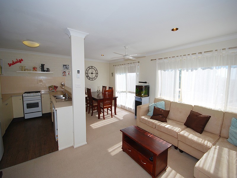 16/27 Milyerra Road, Kariong NSW 2250