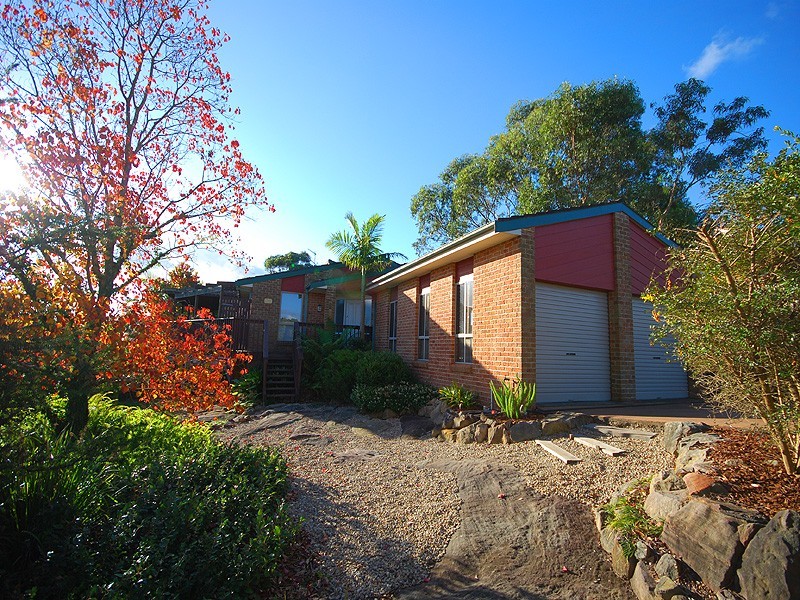 13 Barclay Close, Kariong NSW 2250