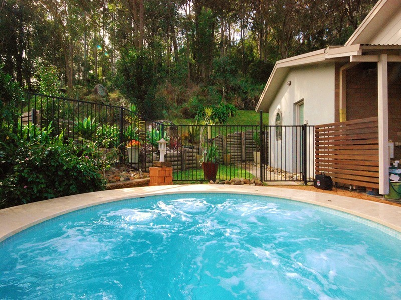 100 Blackbutt Street, Wyoming NSW 2250