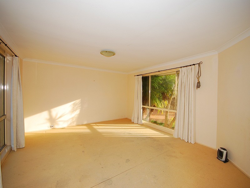 1 Lang Close, Kariong NSW 2250