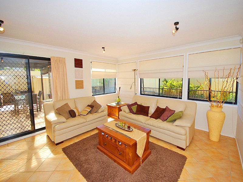 3 Woolybutt Crescent, Erina NSW 2250