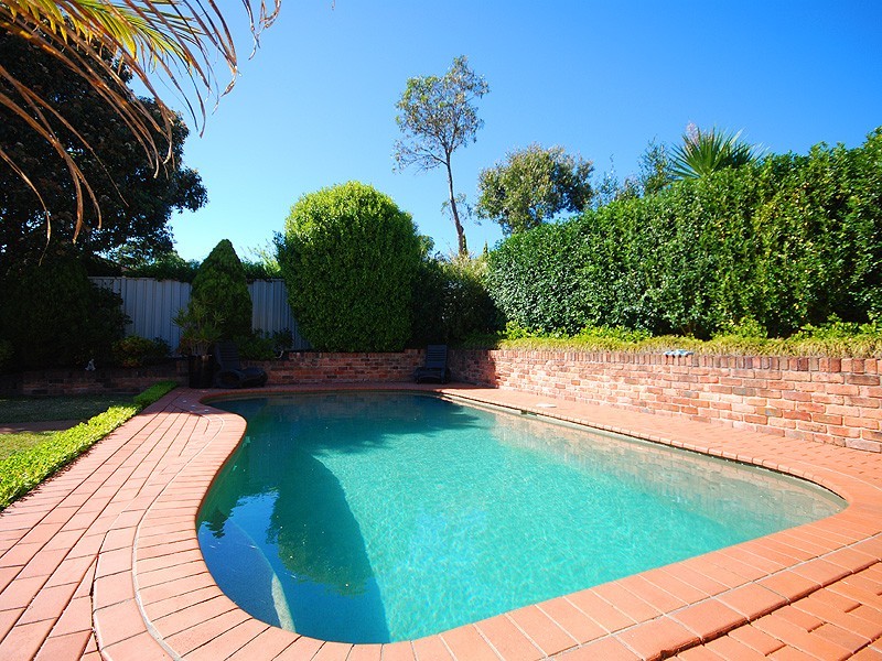 10 Gilford Street, Kariong NSW 2250