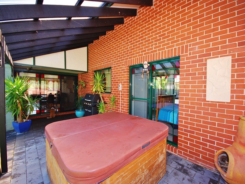 61 Casey Crescent, Kariong NSW 2250