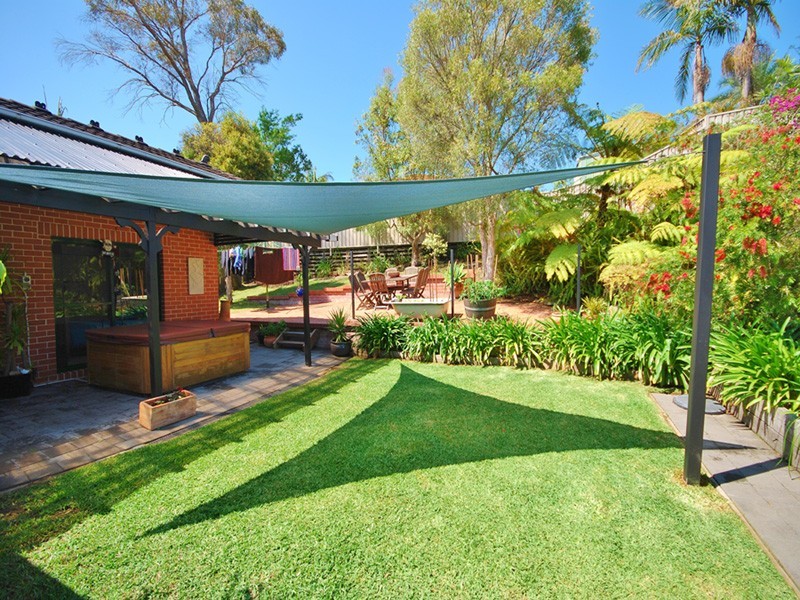 61 Casey Crescent, Kariong NSW 2250