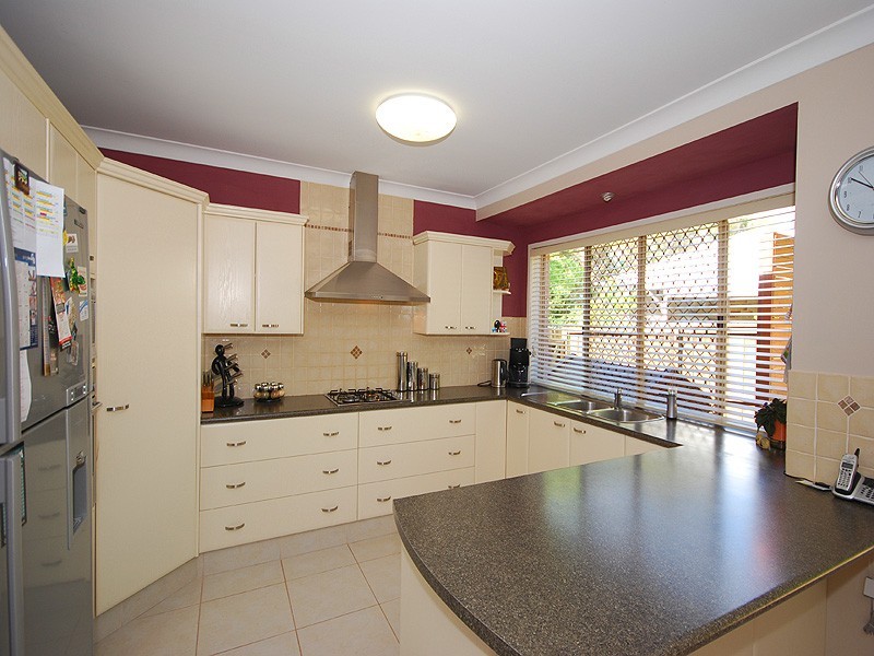 12 Woodley Close, Kariong NSW 2250