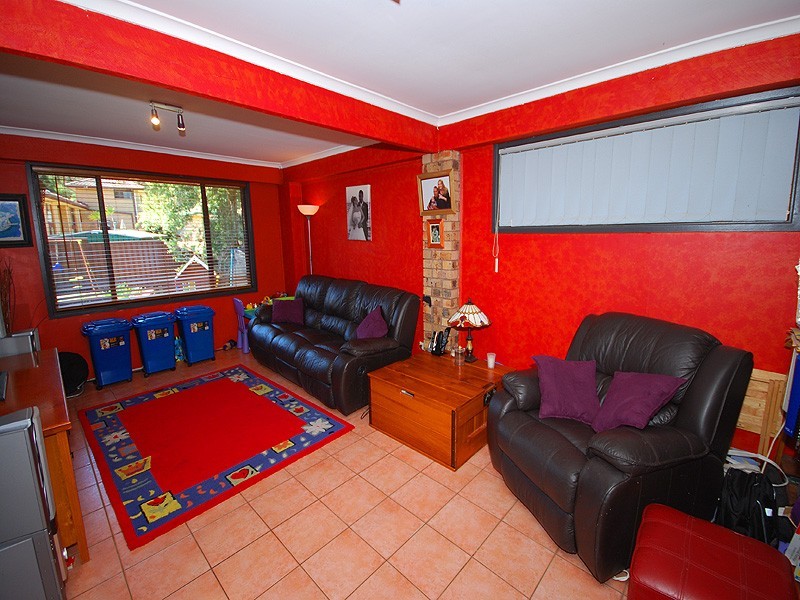 15 Jarrah Drive, Kariong NSW 2250