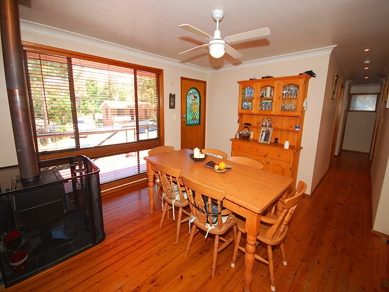 15 Jarrah Drive, Kariong NSW 2250