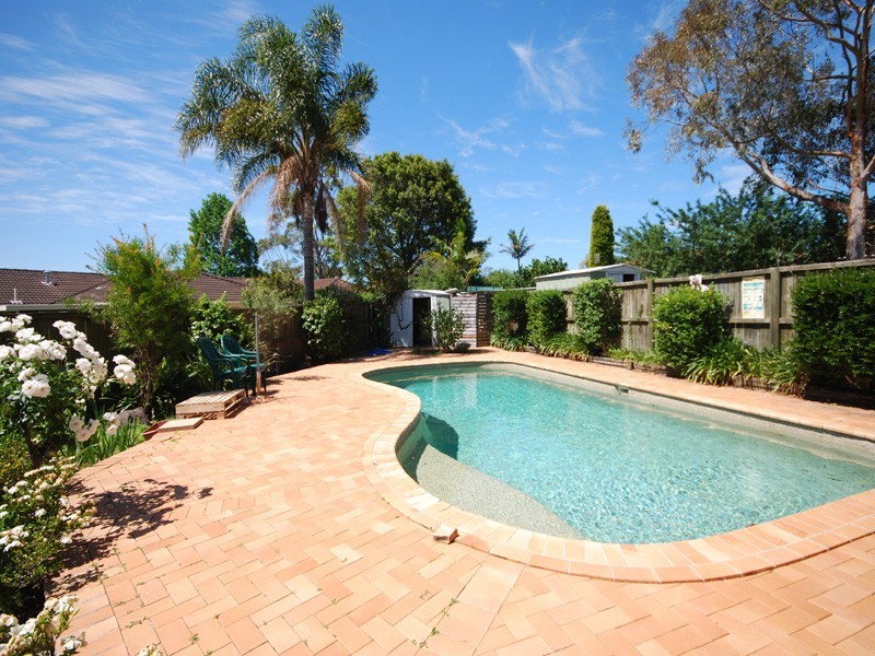 15 Goldsborough Close, Kariong NSW 2250