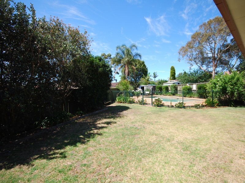 15 Goldsborough Close, Kariong NSW 2250