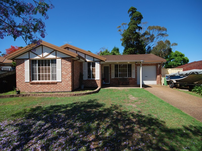 8 Percy Joseph Avenue, Kariong NSW 2250