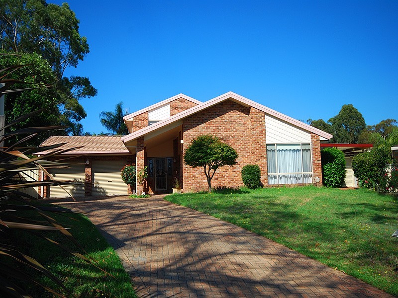 2 Reed Close, Kariong NSW 2250