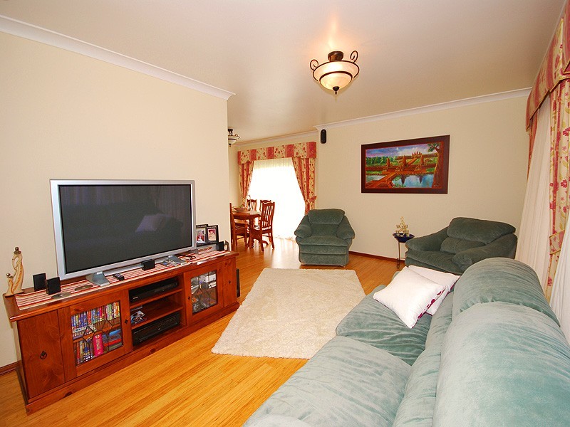2 Reed Close, Kariong NSW 2250