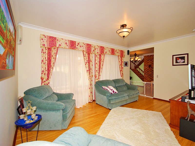2 Reed Close, Kariong NSW 2250