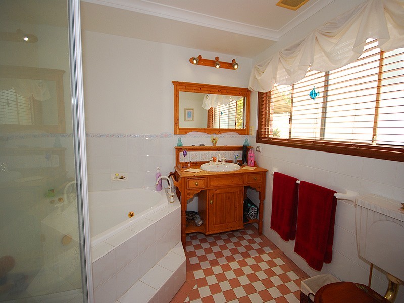2 Reed Close, Kariong NSW 2250
