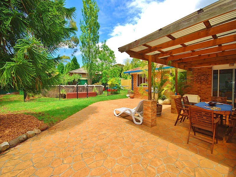 3 Risdon Crescent, Kariong NSW 2250