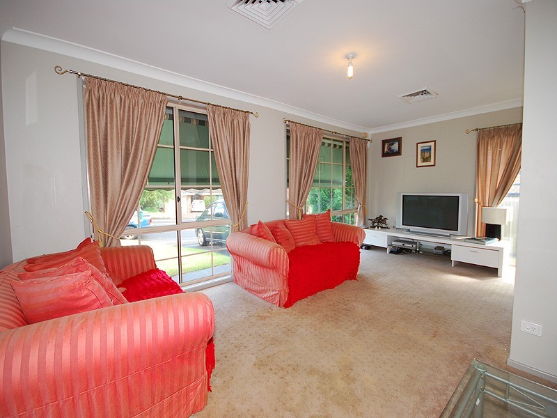 210 Langford Drive, Kariong NSW 2250