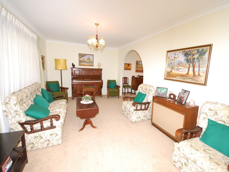 38 Curringa Road, Kariong NSW 2250