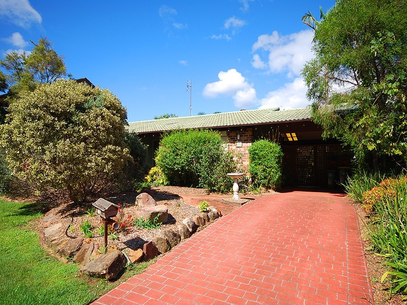 13 Fox Close, Kariong NSW 2250