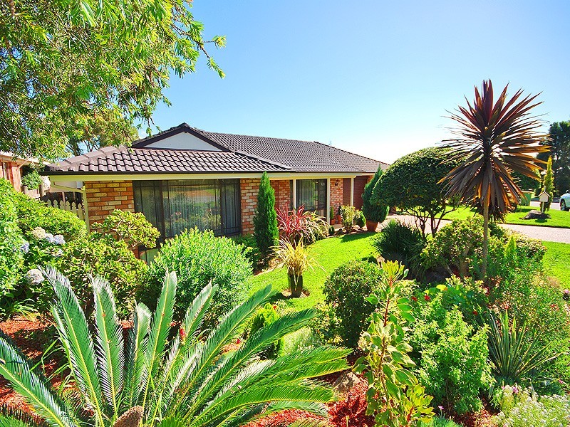 11 Bowie Road, Kariong NSW 2250
