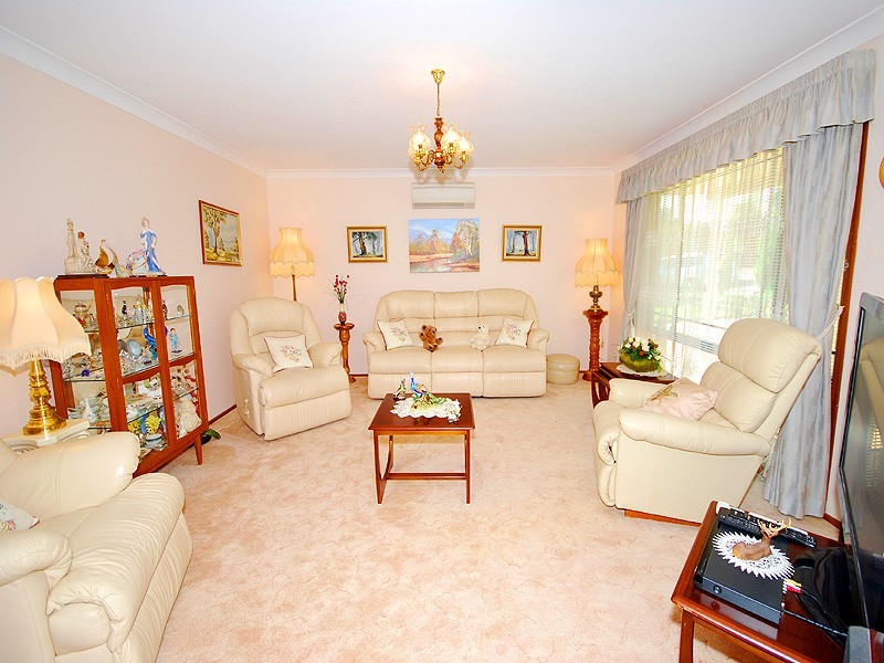 11 Bowie Road, Kariong NSW 2250