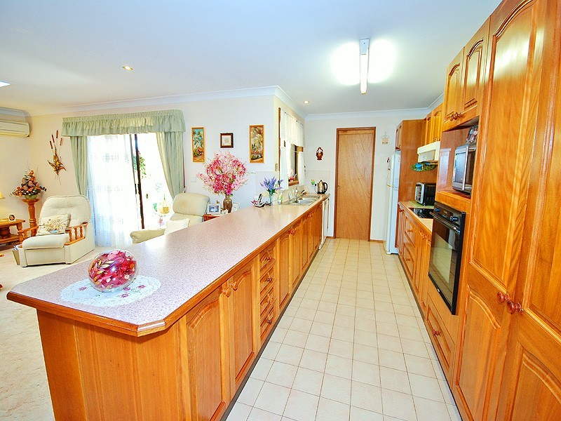 11 Bowie Road, Kariong NSW 2250