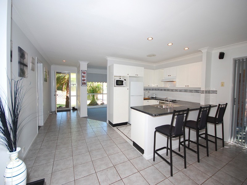 3 Roberta Avenue, Kariong NSW 2250