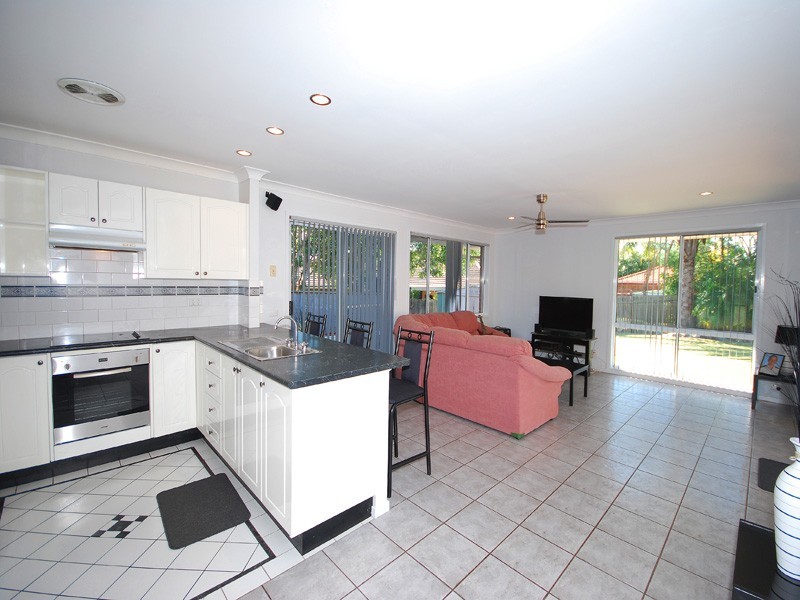 3 Roberta Avenue, Kariong NSW 2250